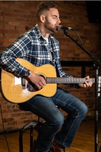 Live Music with Rob Forman