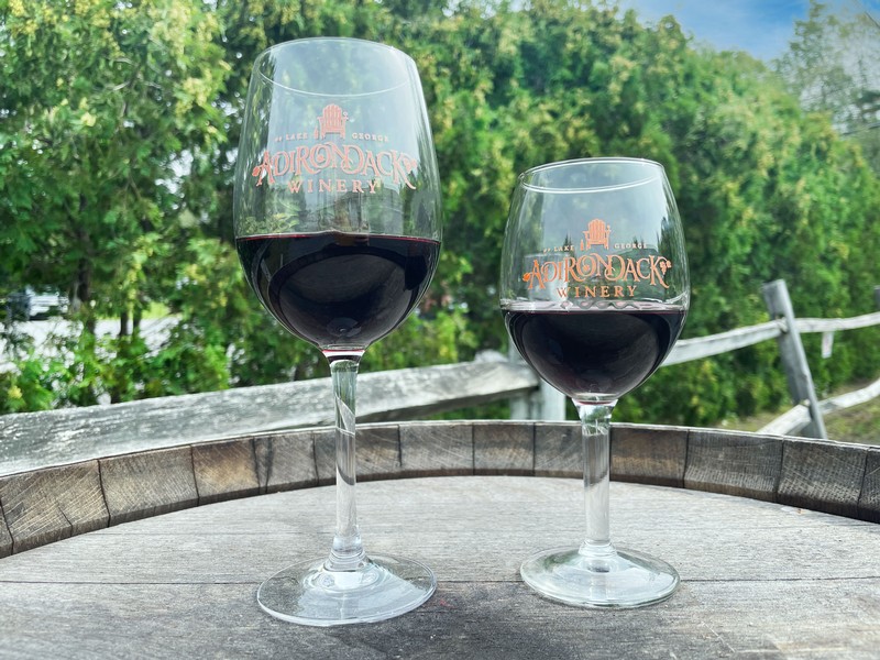 Adk Winery Krystal Vin Wine Glass and Standard Glass