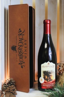 Leather Barrel Aged Pinot Noir Gift Set 1