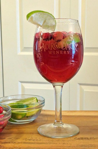 Cranberry-Lime Fizz