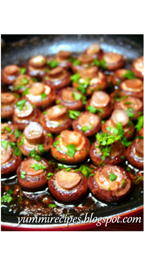 Garlic Mushrooms with Red Wine Sauce
