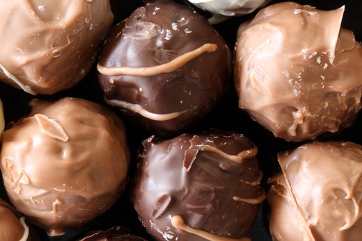 Chocolate Cake Balls