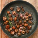 Garlic Mushrooms with Red Wine Sauce